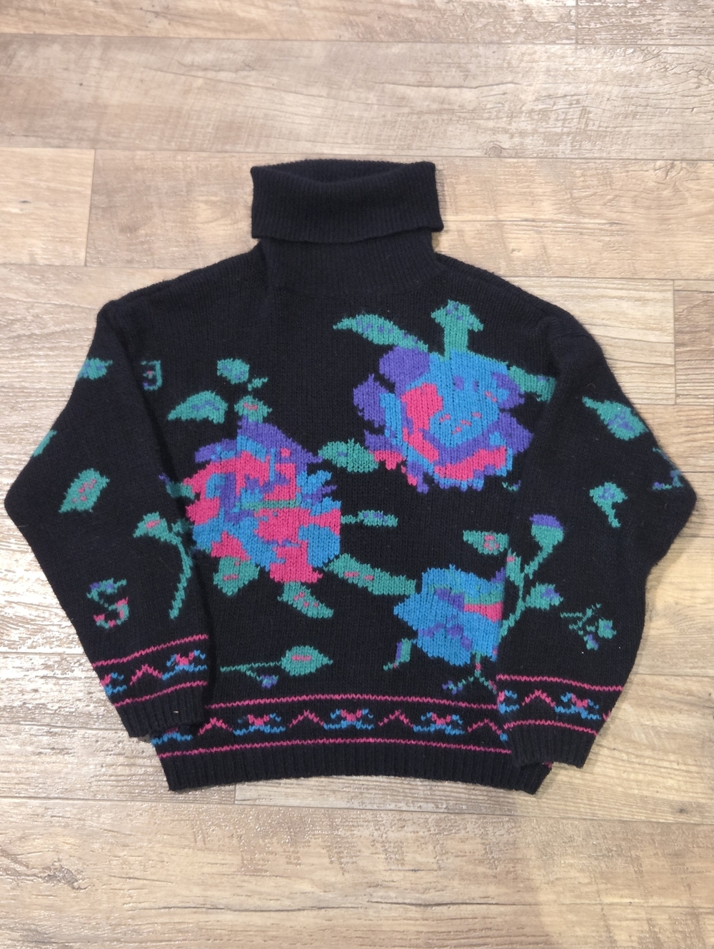 M Vintage Black Floral Turtleneck Sweater - Women's Cozy Knit Silk/angora/wool